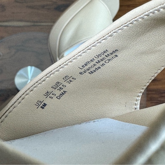 NEW Franco Sarto Dima Sandal in Beige Leather - Picture 9 of 16